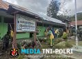 Momentum Hardiknas, Satgas Yonif 521/DY Bersama Siswa Tata Taman Sekolah di Distrik Walesi