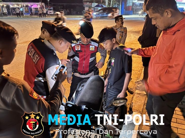 Ciptakan Rasa Aman, Polres Pringsewu Gelar Patroli Hingga Dini Hari