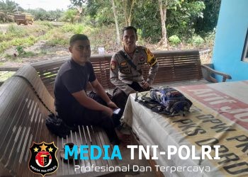 Meski Hari Libur, Bhabinkamtibmas Tetap Hadir, Ajak Warga Waspada Bencana