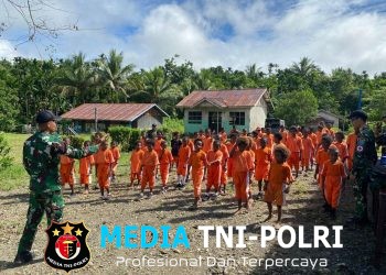 Peringati Hari Pendidikan Nasional, Satgas Swasembada Yonif 643/Wns Koops TNI Habema Gelar Rangkaian Kegiatan Di Sekolah Dasar Inpres Kibay