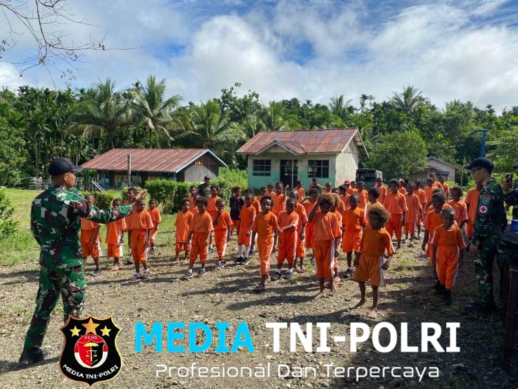 Peringati Hari Pendidikan Nasional, Satgas Swasembada Yonif 643/Wns Koops TNI Habema Gelar Rangkaian Kegiatan Di Sekolah Dasar Inpres Kibay