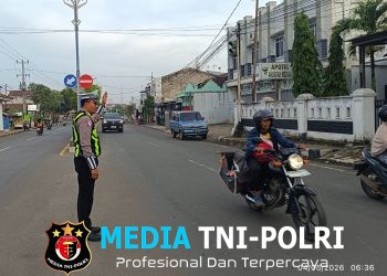 Gelar Strong Point, Sat Lantas Polres Lampung Utara Bantu Kelancaran Lalu Lintas Pagi Hari