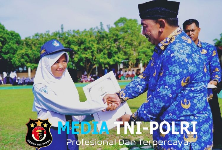 Pemkab Pringsewu Gelar Upacara Hari Pendidikan Nasional 2026