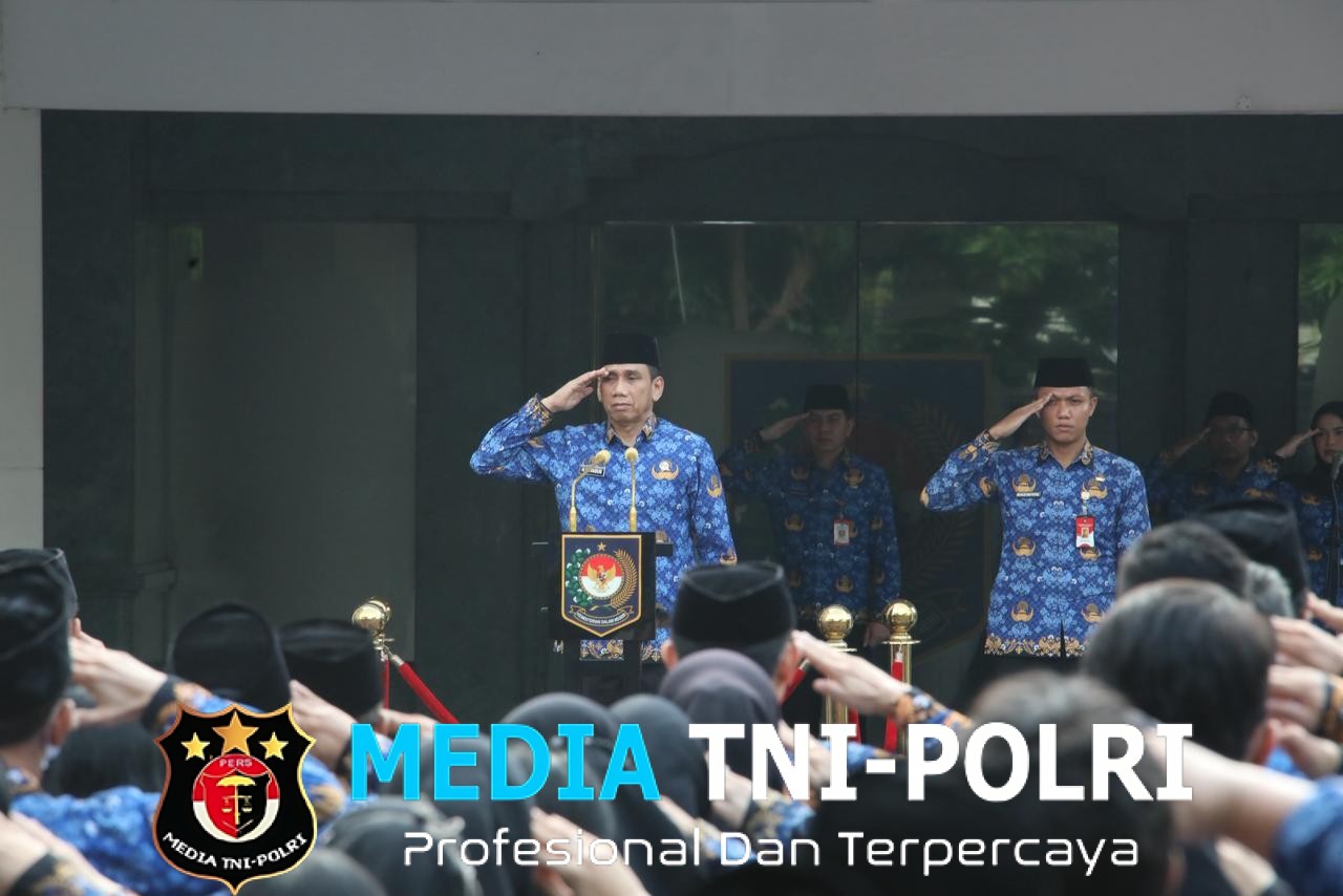 Peringatan Hardiknas 2026 Wamendagri Wiyagus Tekankan Tiga Fondasi Strategis Pendidikan Bermutu