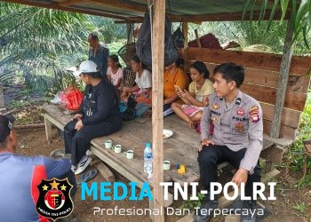 Polsek Menjalin Sosialisasikan Dampak El Nino kepada Warga Desa Menjalin