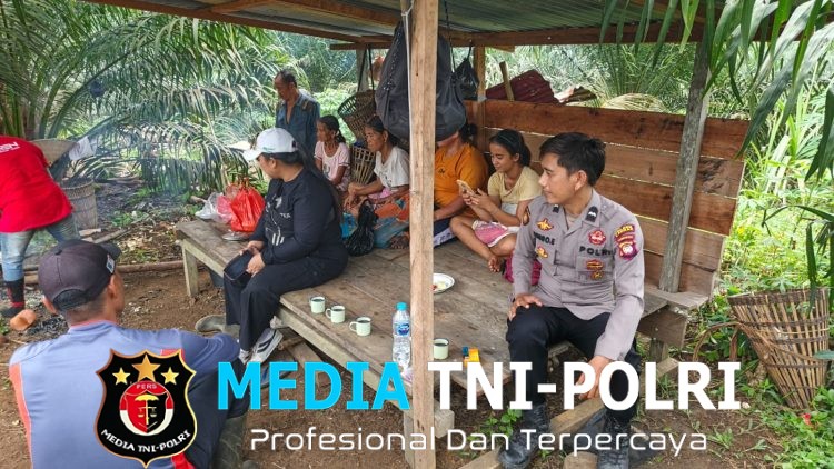 Polsek Menjalin Sosialisasikan Dampak El Nino kepada Warga Desa Menjalin