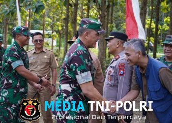Dandim 0808/Blitar Dampingi Pangdam V/Brw Kunjungi Lokasi Brigif/Yonif TP Di Kesamben