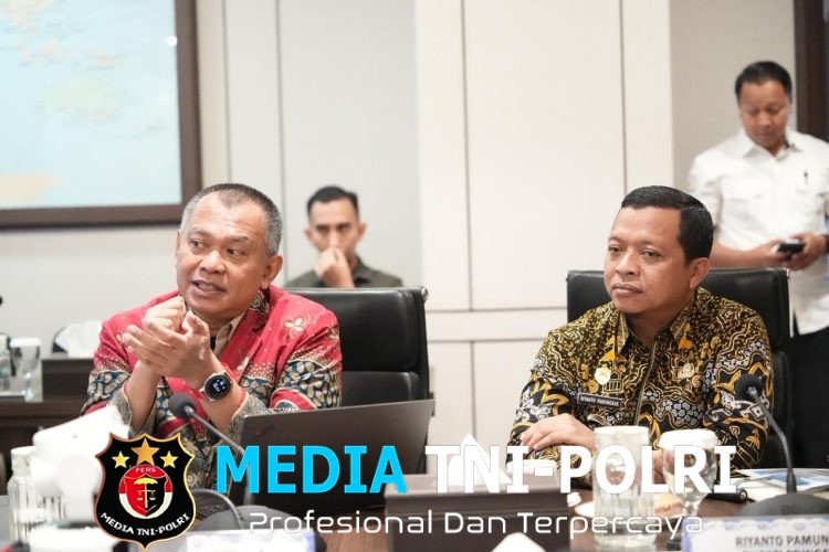 Bupati Pringsewu H.Riyanto Pamungkas audiensi dengan Kementerian Kelautan dan Perikanan (KKP) Republik Indonesia