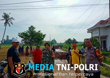 Respons Cepat Kapolsek Seputih Banyak, Keluhan Jalan Rusak Langsung Ditindaklanjuti Lewat Gotong Royong Warga