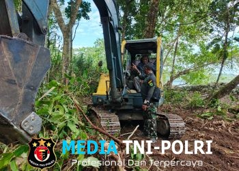 Satgas TMMD Ke-128 Kodim 1801/Manokwari Buka Lahan 2 Hektar untuk Program Tanam Kakao
