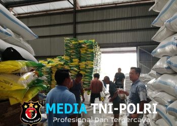 Polres Lampung Utara Cek Stok Pangan di Gudang Bulog, Persediaan Dipastikan Aman