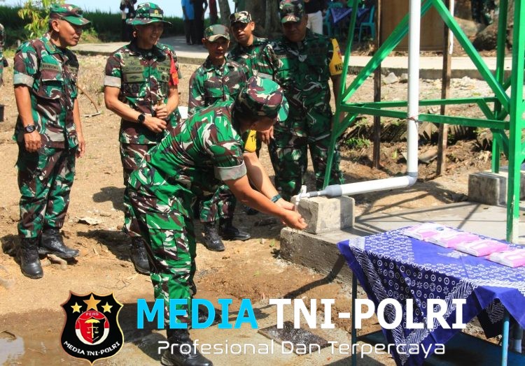 Air Kehidupan Mengalir dari TMMD, Wasev Tinjau Sumur Bor dan Tanam Harapan di Pelemgadung