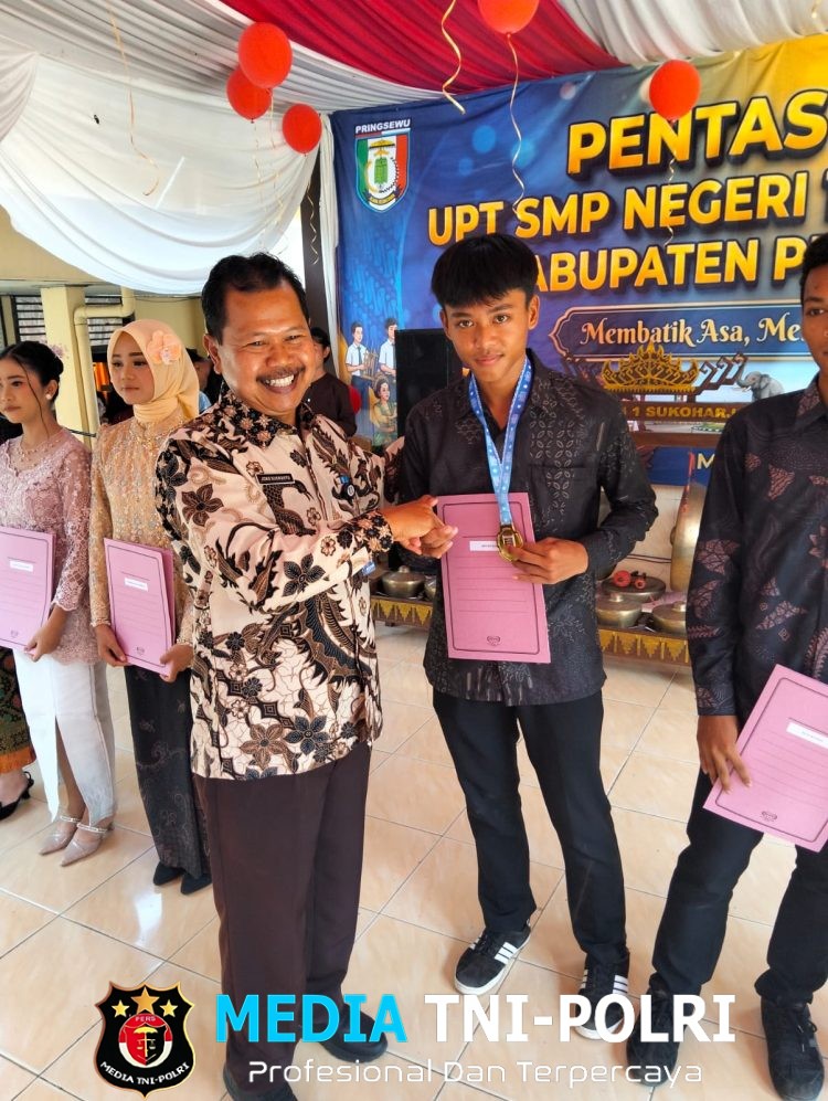 KUPT SMP Negeri I Sukoharjo Lepas 280 Siswa – siswa Kelas IX