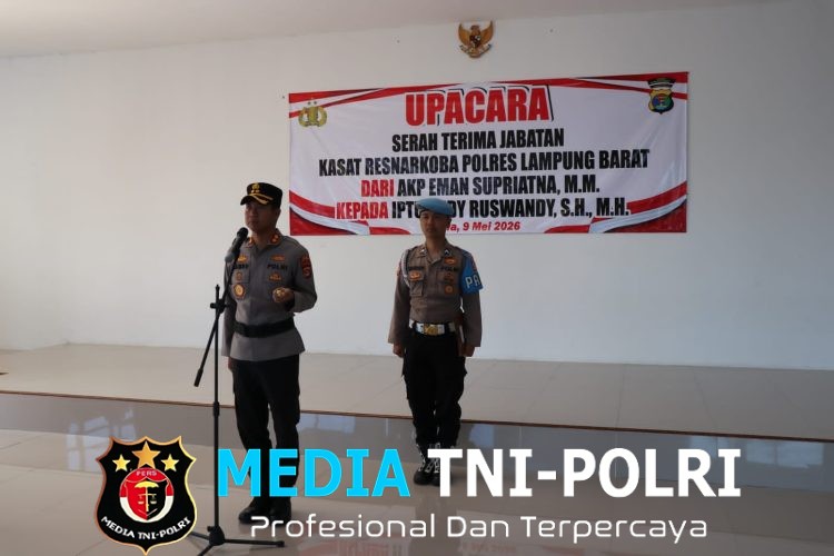 Kapolres Lampung Barat Pimpin Upacara Serah Terima Jabatan Kasat Narkoba