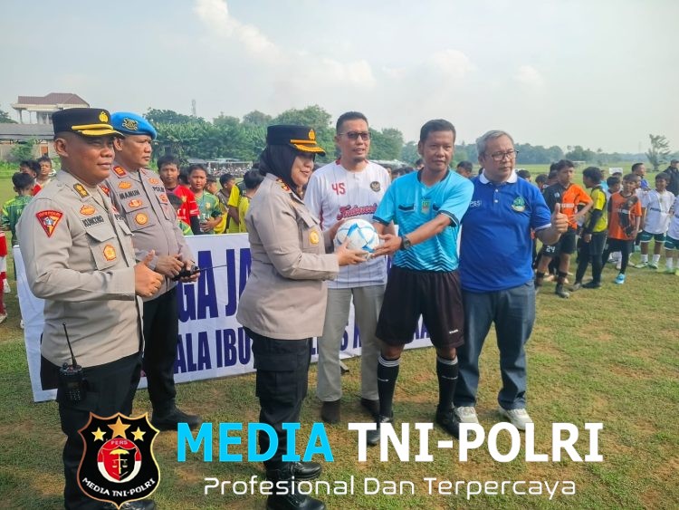Kapolsek Cikarang Selatan Dampingi Kapolres Metro Bekasi dalam Pembukaan Liga Jabar Istimewa Piala Kapolres 2026 Kategori U-12 di Desa Cibatu