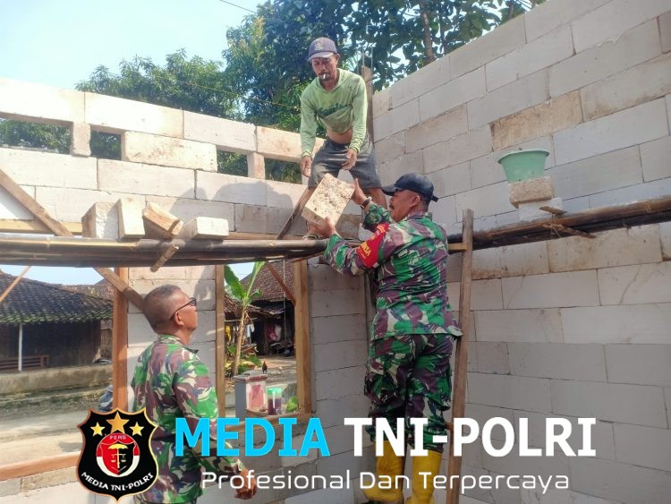 Gotong Royong Satgas TMMD dan Warga, Pemasangan Hebel RTLH di Kauman Dikebut