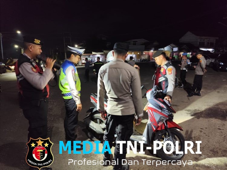 Antisipasi Gangguan Kamtibmas, Polres Lampung Utara Gelar Penyekatan di Bundaran Tugu Alamsyah RPN