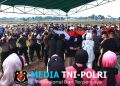 Polda Lampung Berduka Kapolda Hadiri Upacara Pemakaman Bripka Anumerta Arya Supena yang Gugur Dalam Tugas