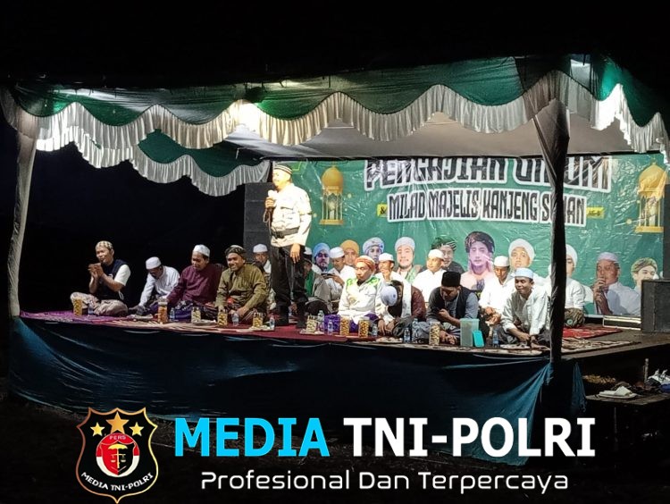 Kapolsek Sebangki Hadiri Haul Ke-1 H. Mi’suri, Imbau Remaja Jauhi Narkoba
