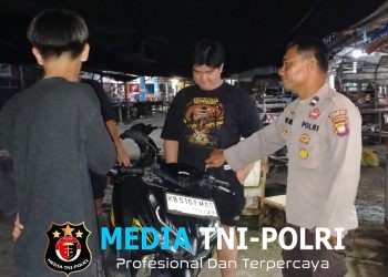 Warga Kaget Dihentikan Polisi Saat Jalan Malam, Ternyata Ini Tujuannya