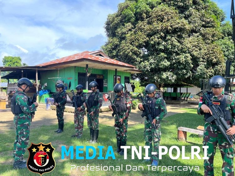 Mempererat Kebersamaan Dengan Masyarakat di Perbatasan