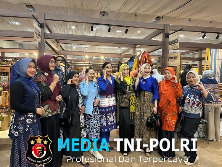 Spektakuler dan Sukses Besar, Koleksi Brilliyans Batik Ludes Diborong Habis!