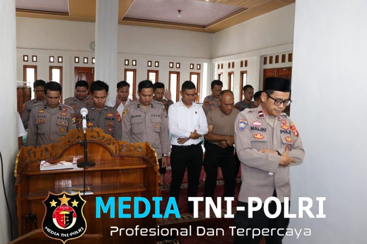 Polres Lampung Barat Laksanakan Shalat Ghaib untuk Brigpol Arya Supena, S.H.