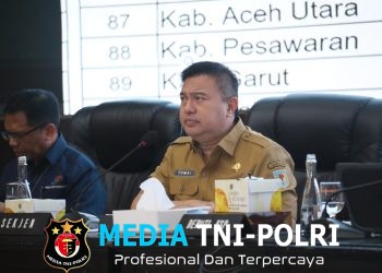 Sekjen Kemendagri Minta Pemda Atasi Kenaikan Harga Komoditas Cabai Merah