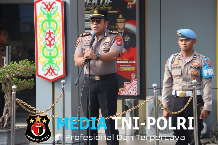 Pimpin Apel Jam Pimpinan, Kabag Ops Polres Kotim Tekankan Profesionalisme dan Sosialisasi Super App Polri