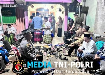 Polsek Bukit Kemuning Hadiri Takziah Warga, Wujud Empati dan Kedekatan Polri Dengan Masyarakat