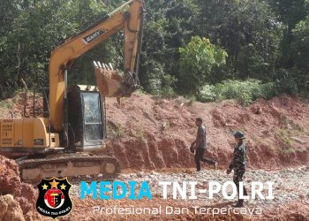 Satgas TMMD ke-128 Kodim 0420/Sarko Percepat Pengerasan Jalan di Desa Seko Besar