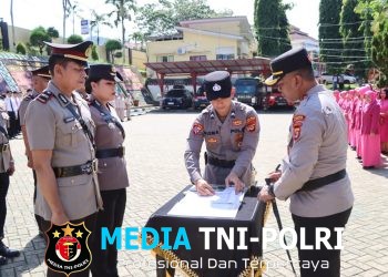 Kapolres Tanggamus Pimpin Sertijab Sejumlah Pejabat Utama dan Kapolsek Jajaran