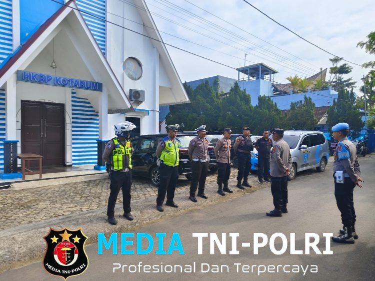 Polres Lampung Utara Amankan Ibadah Kenaikan Yesus Kristus di Gereja