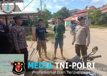 Polisi Turun Langsung Menyapa Warga, Patroli Malam Terasa Lebih Bersahabat