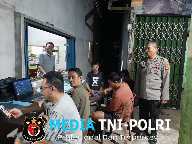 Polisi Turun Langsung ke SPBU, Ingatkan Warga Jaga Keamanan dan Ketertiban
