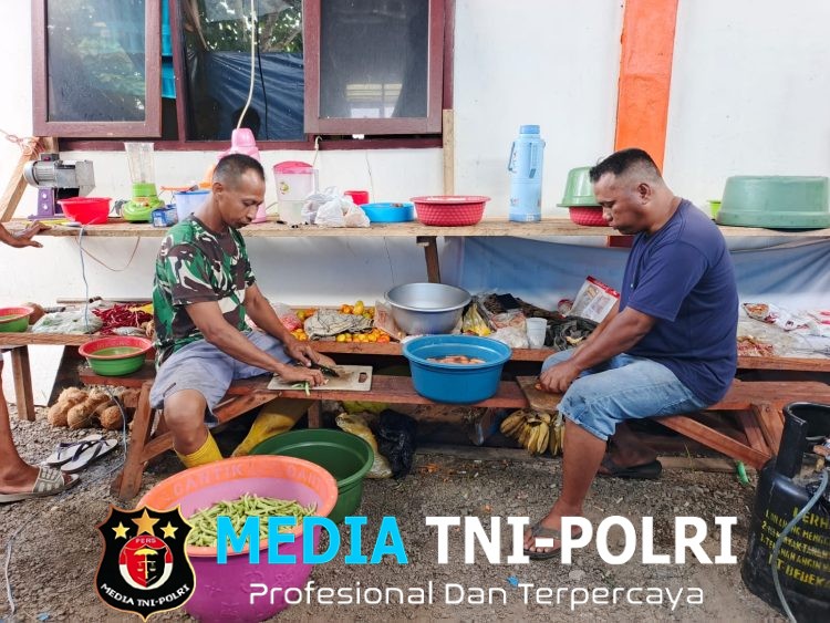 Dibalik Kesuksesan TMMD, Ada Peran Penting Tim Dapur Umum  ‎