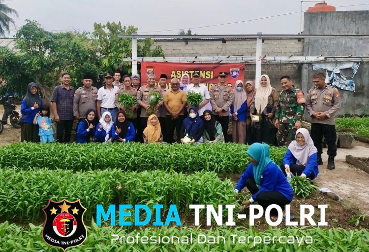 Dit Binmas Polda Lampung Asistensi Program Pekarangan Bergizi di Terbanggi Besar