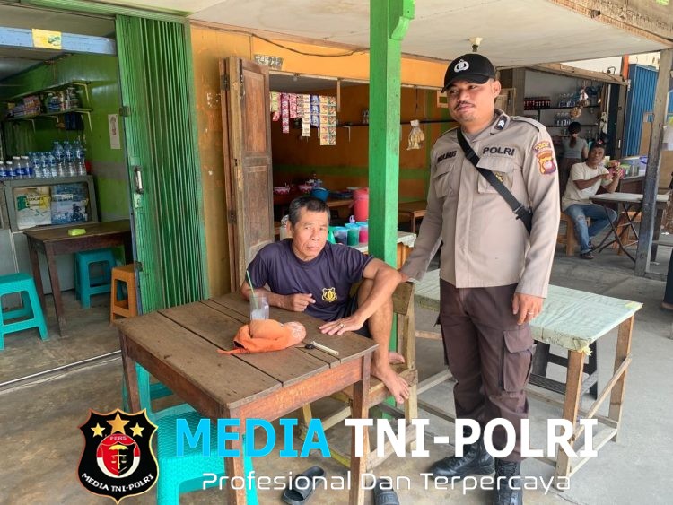 Jalin Kedekatan dengan Masyarakat Personel Polsek Mempawah Hulu Laksanakan Patroli Kamtibmas