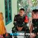 Haru dan Bahagia Ibu Sri Sambut Kedatangan Danrem dan Dansatgas TMMD