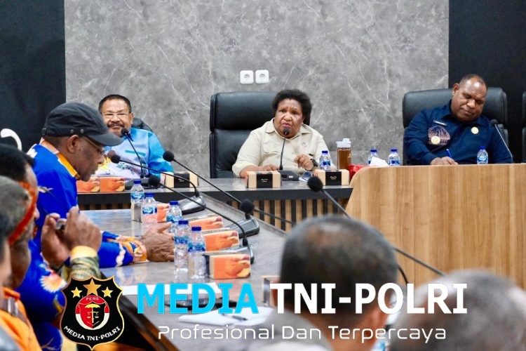 Wamendagri Ribka Haluk Tegaskan Pemerintah Pusat Hadir Penuh Pulihkan Situasi Keamanan di Wamena