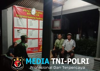 Babinsa Koramil 03/Ngadirojo Gencarkan Patroli Malam, Warga Sanggrahan Merasa Aman dan Tenang