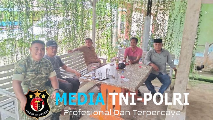 Babinsa Pererat Keakraban dengan Aparat Desa, Wujud Sinergi Jaga Keamanan Wilayah