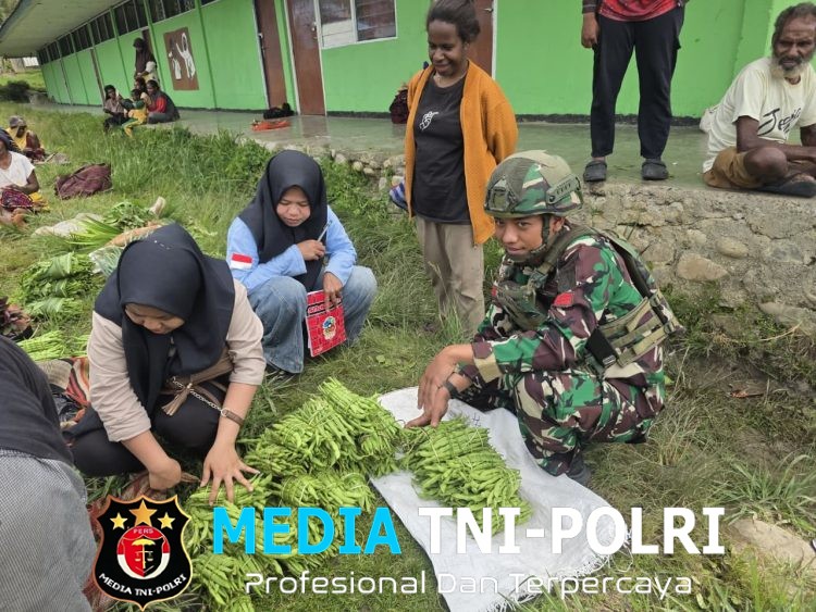 Pendampingan Mendukung Program BGN, Satgas Yonif 521/DY Turut Hadir Bantu Mendongkrak Perekonomian Warga di Distrik Walesi