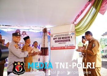 Aipda Dedi Antoni Wakafkan Tanah untuk Sekolah, Bupati Pringsewu Beri Penghargaan