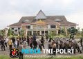Ricuh di Depan Kantor Bupati Pringsewu, Massa Bentrok dengan Aparat dalam Simulasi Sispamkota
