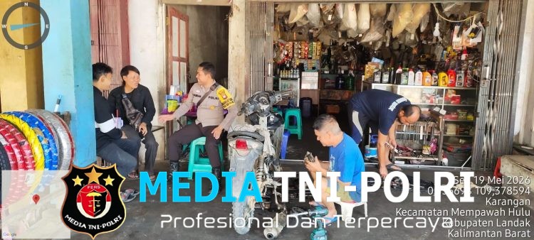 Personel Polsek Mempawah Hulu Sasar Pusat Keramaian dan Bengkel, Sampaikan Pesan Kamtibmas