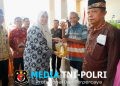 Ratusan Warga Pekon Sumberagung Dan Bandungbaru Terima Bantuan Pangan