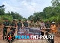 Pangdam XX/TIB Mayjen Arief Gajah Mada Tinjau Langsung Lokasi Perbaikan Jalan Hasil TMMD ke 128 Kodim 0420/Sarko