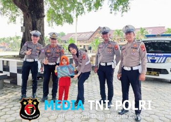 Polisi Sahabat Anak, Satlantas Polres Lampung Tengah Sambut Ceria Murid TK Aba Umar Bin Khattab