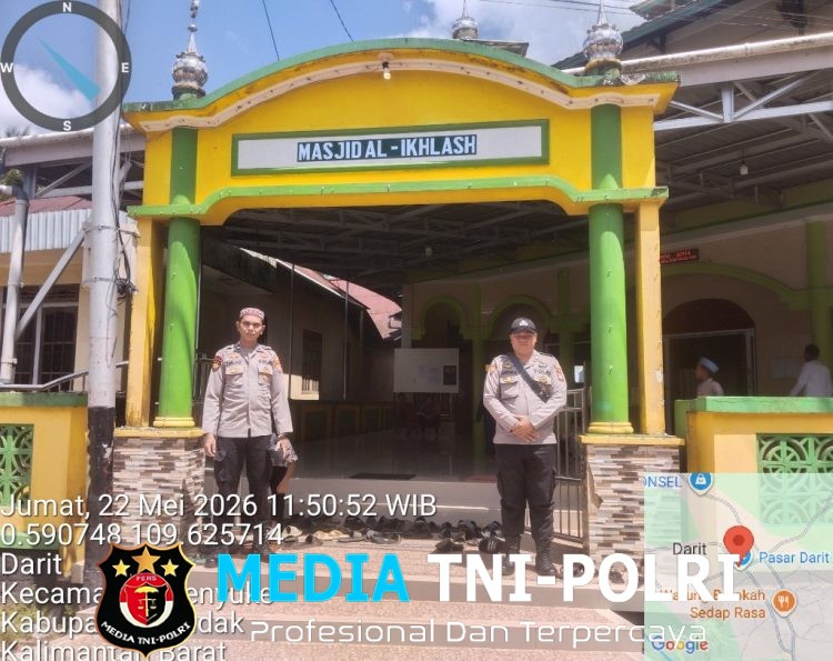 Samapta Polsek Menyuke Berikan Pengamanan Kepada Warga Yang Melaksanakan Sholat Jum’at